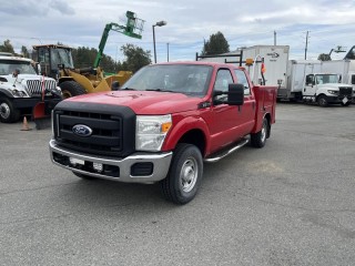 2011 Ford F-250 SD Service Truck Crew Cab 4WD Ford F-250 SD