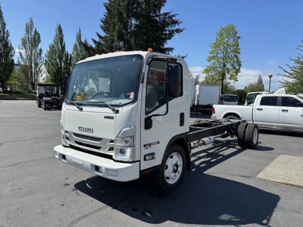 2025-isuzu-nrr-gas-big-1