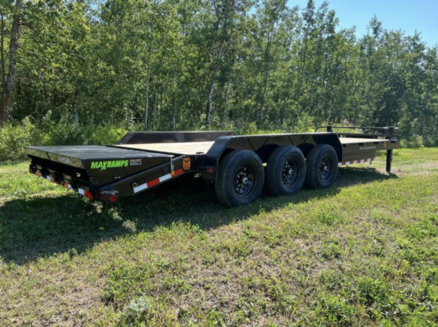 2025-load-trail-83-x-26-equipment-trailer-wmax-ramps-21000lb-gvw-big-2