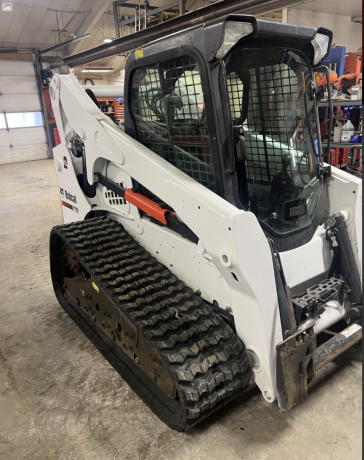 2014-bobcat-t770-big-1