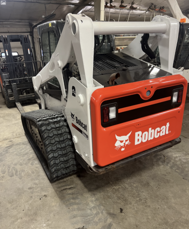 2014-bobcat-t770-big-3