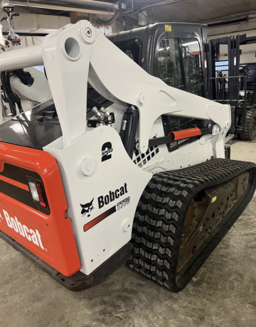 2014-bobcat-t770-big-2