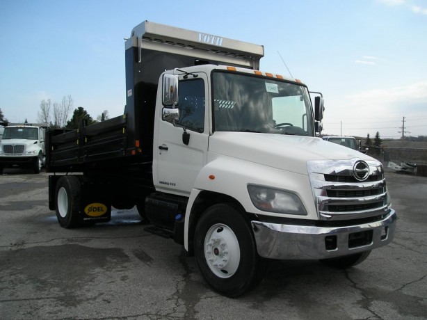 2015-hino-338-dump-big-1