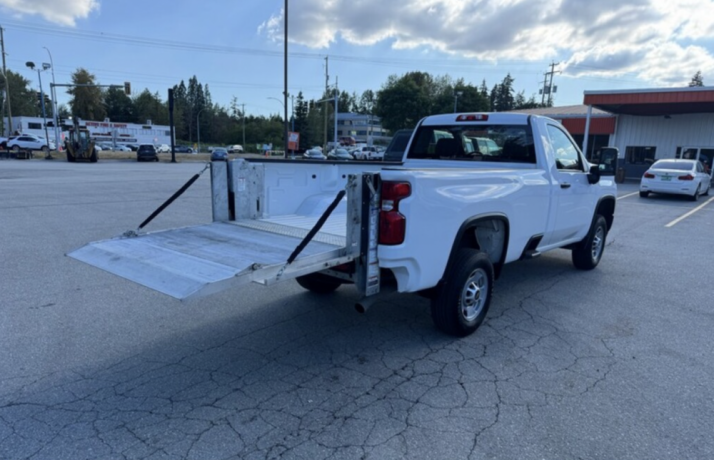 2022-chevrolet-silverado-2500hd-regular-cab-8-ft-long-box-power-liftgate-2wd-big-2