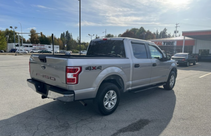 2020-ford-f-150-xlt-crew-cab-56-box-4x4-big-2