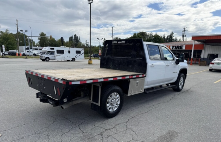 2020-chevrolet-silverado-3500hd-crew-cab-flat-deck-4x4-big-2