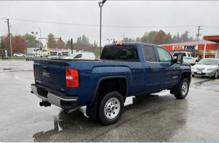 2019-gmc-sierra-2500hd-double-cab-66-box-4x4-big-2