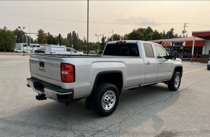 2019-gmc-sierra-2500hd-double-cab-8-ft-long-box-4x4-big-2