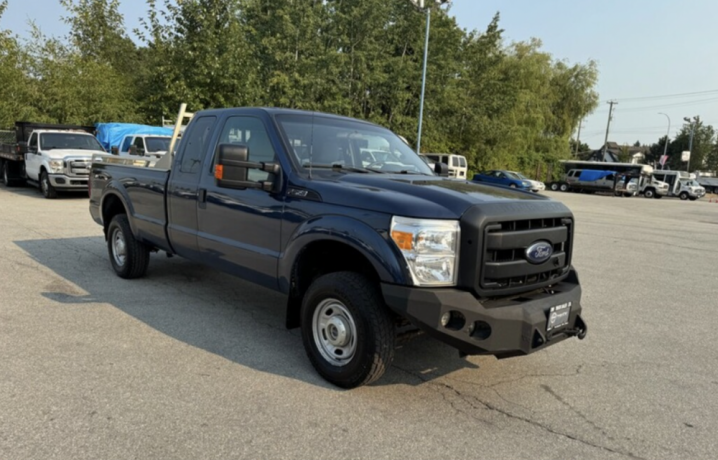 2014-ford-f-250-ext-cab-8-ft-long-box-4x4-big-1