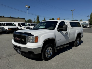 2012 GMC SIERRA 2500HD Regular Cab / 8 Ft Long Box / 4x4