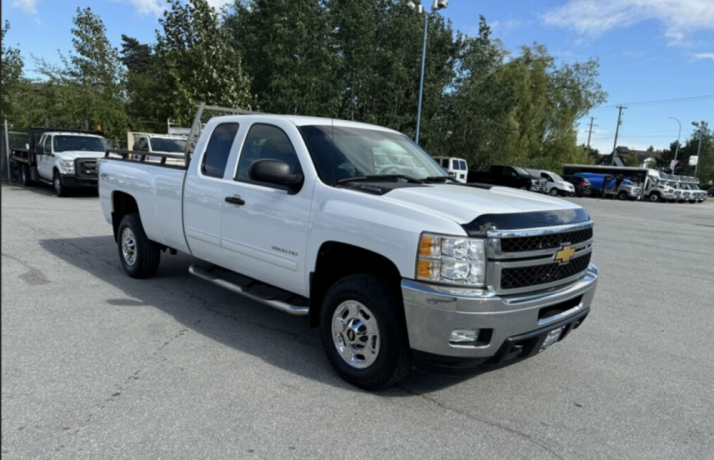 2012-chevrolet-silverado-2500hd-ext-cab-8-ft-long-box-4x4-power-liftgate-big-1