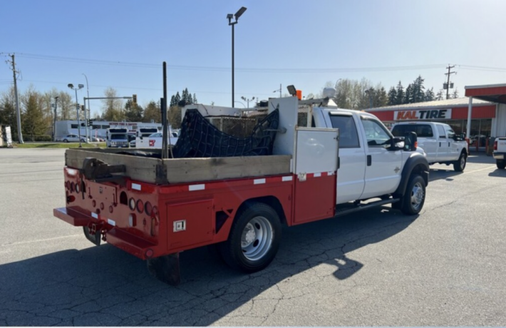 2011-ford-f-450-crew-cab-flat-deck-dually-4x4-diesel-big-2