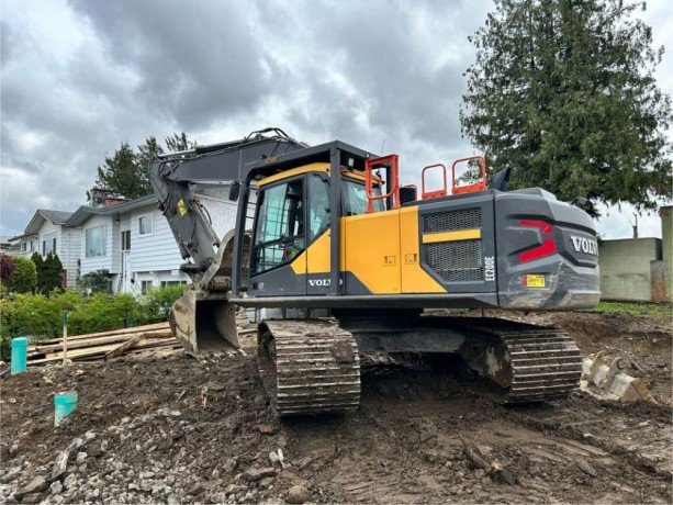 2020-volvo-ec200el-excavator-big-2