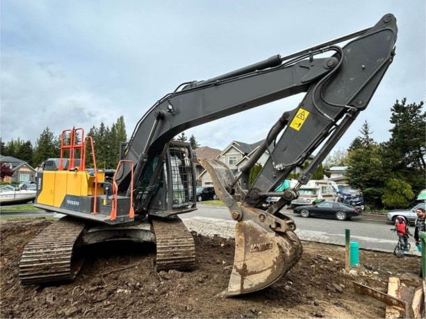 2020-volvo-ec200el-excavator-big-1