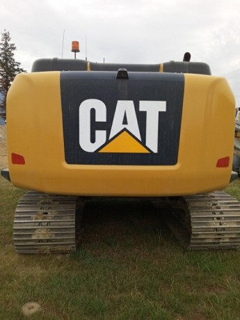 2015-cat-323f-excavator-big-2