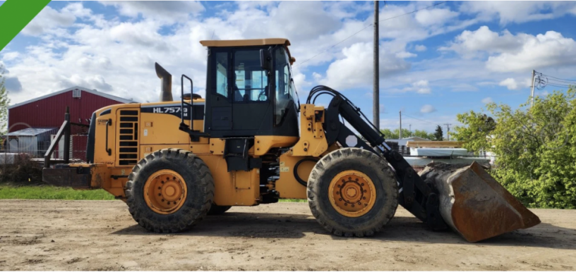 2013-hyundai-hl757tm-9-wheel-loader-big-1