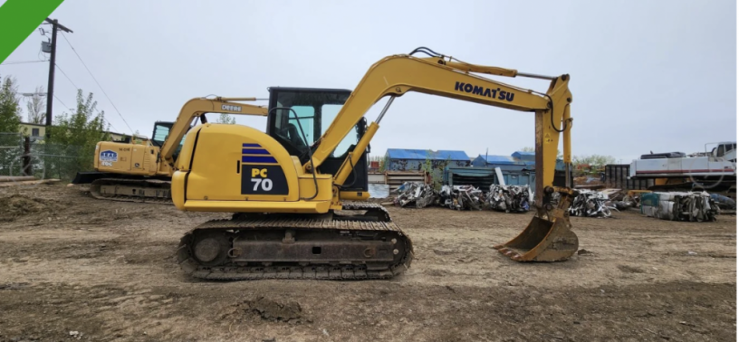 2012-komatsu-pc70-8-excavator-big-1