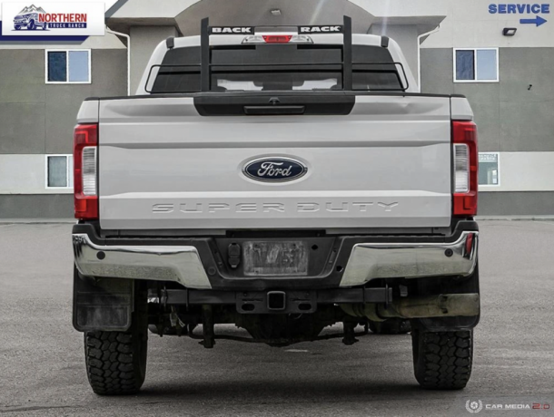 2019-ford-super-duty-f-250-srw-xlt-big-2