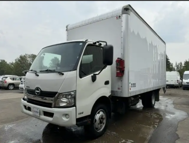 2017-hino-195-box-truck-18ft-w-power-tailgate-diesel-big-1