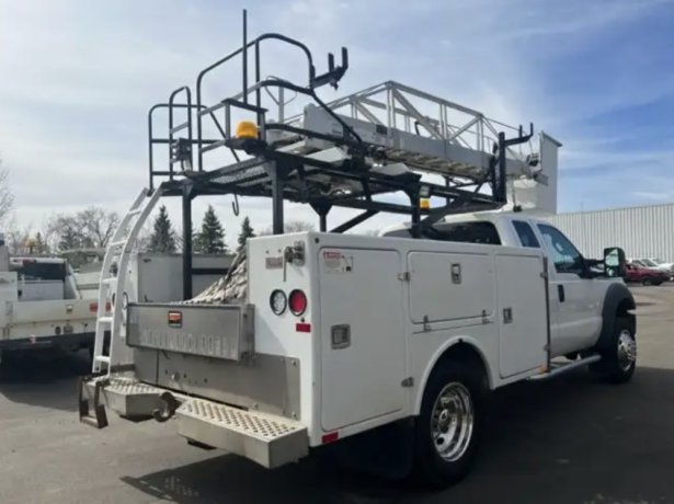 2011-ford-f-550-xlt-utilitybucket-truck-big-2