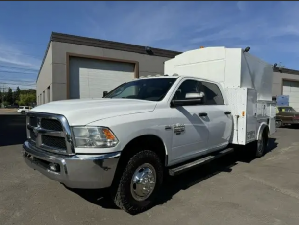 2013-ram-3500-servicelube-truck-vmac-4x4-9ft-big-1