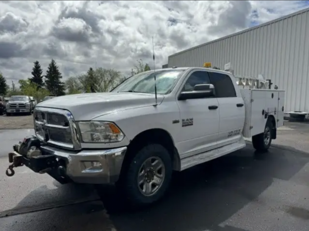 2013-ram-3500-utilityservice-truck-9ft-aluminuim-big-1