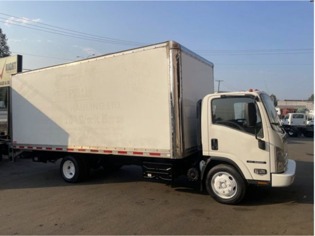 2013-isuzu-nrr-24-098-big-1