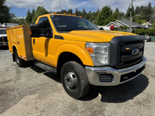 2015 Ford F350 - SERVICE / UTILITY TRUCK NEW CVI - LOW MILEAGE -- READY TO WORK FOR YOU