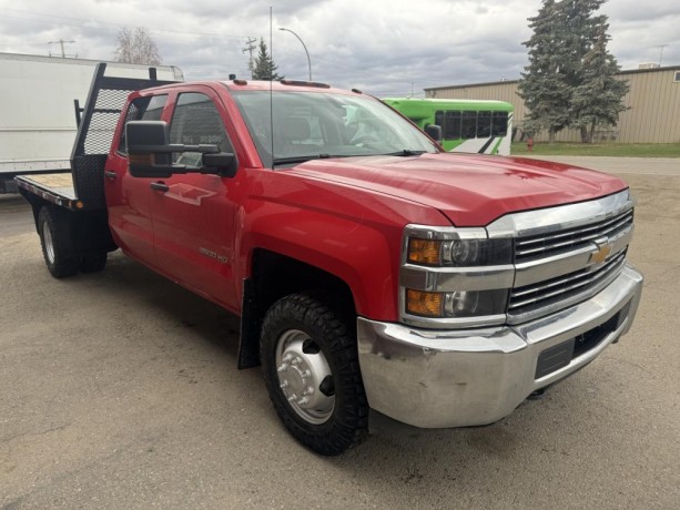 2018-chevrolet-silverado-3500-hd-flat-bed-big-1