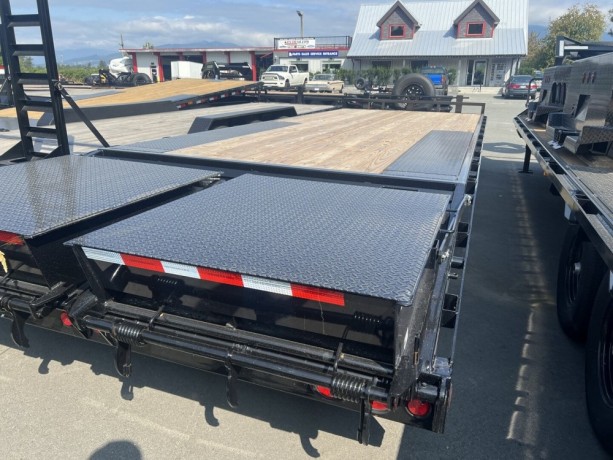 2025-pj-trailers-f8-102-x-24-w-fold-up-ramps-big-3