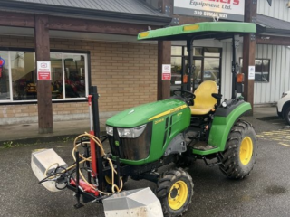 2017 John Deere 2038R