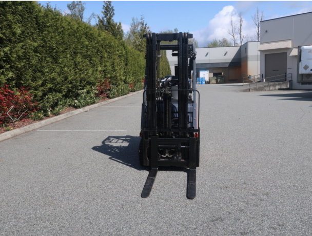 toyota-2017-3500-lb-forklift-8fgcu18-big-3