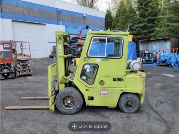 clark-5500-lbs-propane-forklift-c500-ys60lp-big-1