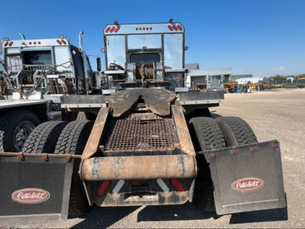 2015-peterbilt-367-ta-winch-truck-big-2