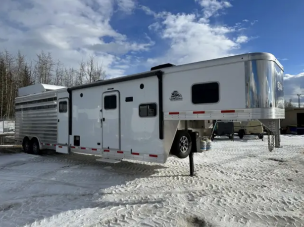 2023-exiss-8032-living-quarters-horse-stock-trailer-big-2