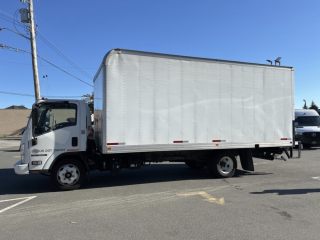 2024 Isuzu NRR 20' DRY BOX + LIFTGATE + DIESEL