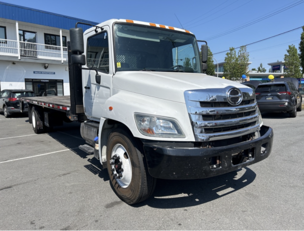 2018-hino-268-26-flatbed-cvi-completed-tailgate-diesel-big-1