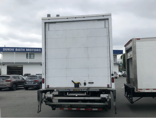 2018-freightliner-m2-26-dry-box-liftgate-cvi-completed-diesel-big-1