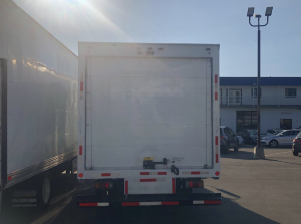 2016-isuzu-npr-18-dry-box-fresh-cvi-backupsideview-cameras-big-1