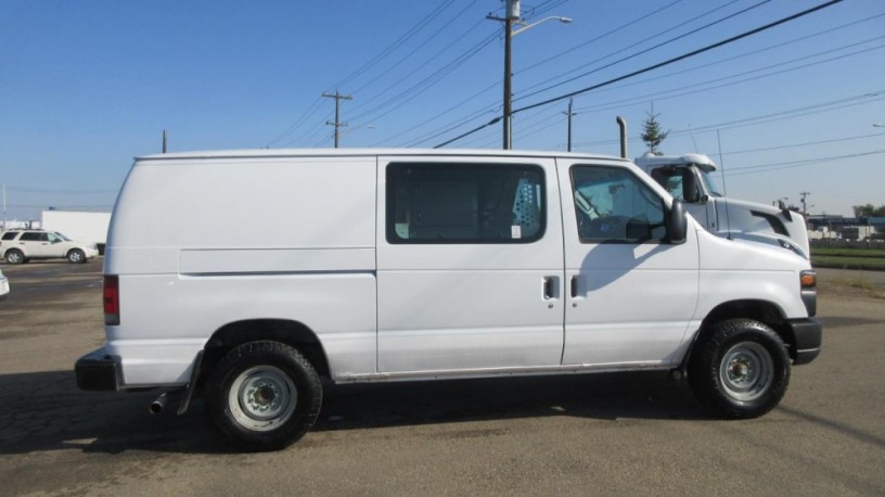 2011-ford-e-350-big-1