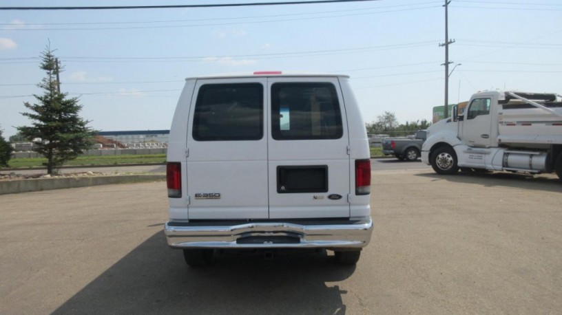 2009-ford-e-350-cargo-van-big-2