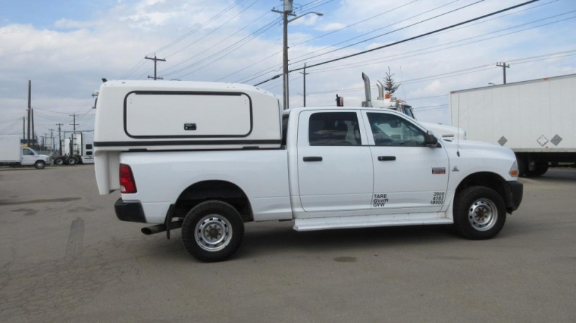 2012-dodge-ram-3500-big-1