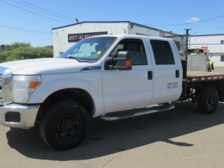 2015 Ford F-350 Super Duty 4x4 Flat Bed