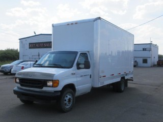 2003 Ford E 450 S.DUTY 16'FT BOX.