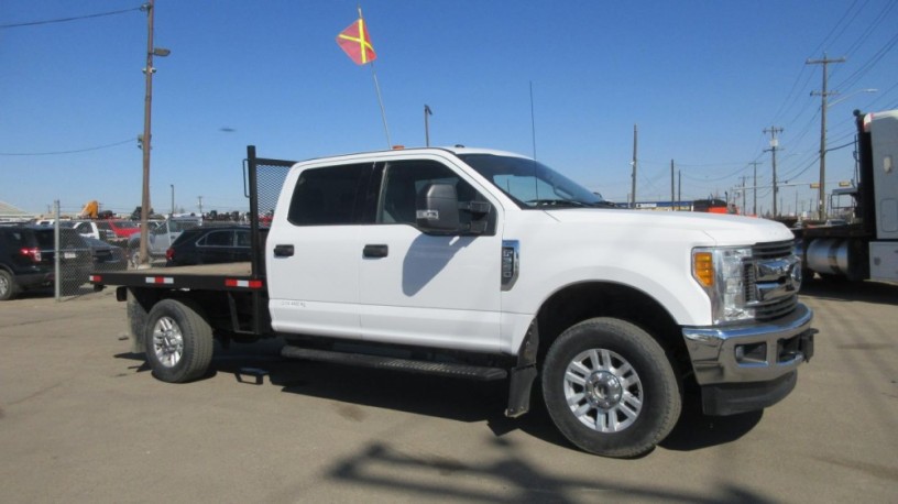 2017-ford-f-350-xlt-big-1