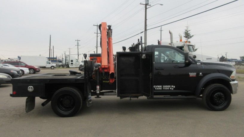 2011-dodge-ram-5500-picker-truck-big-1