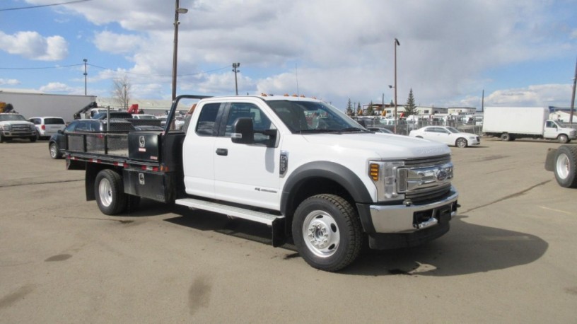 2018-ford-f-550-big-1