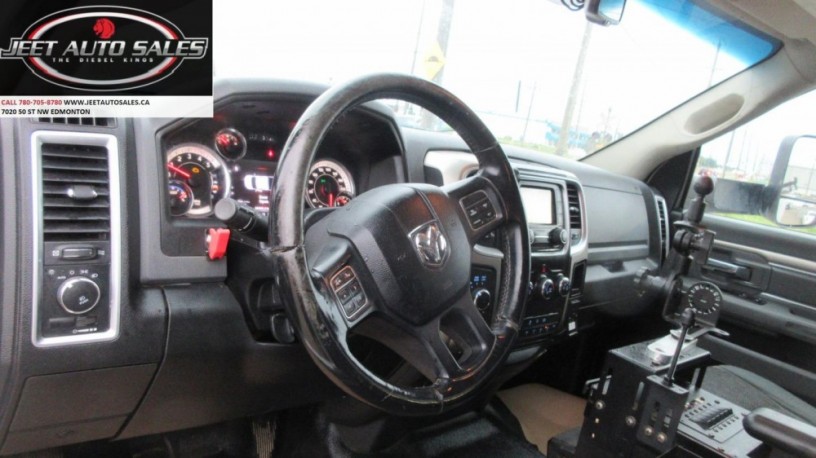 2014-dodge-ram-5500-slt-4x4-service-truck-big-3