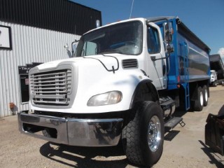 2007 FREIGHTLINER M2 AUTOMATIC T/A GRAIN TRUCK