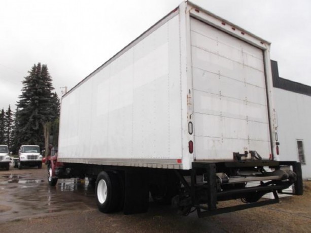 2007-international-4300-sa-van-body-truck-big-2